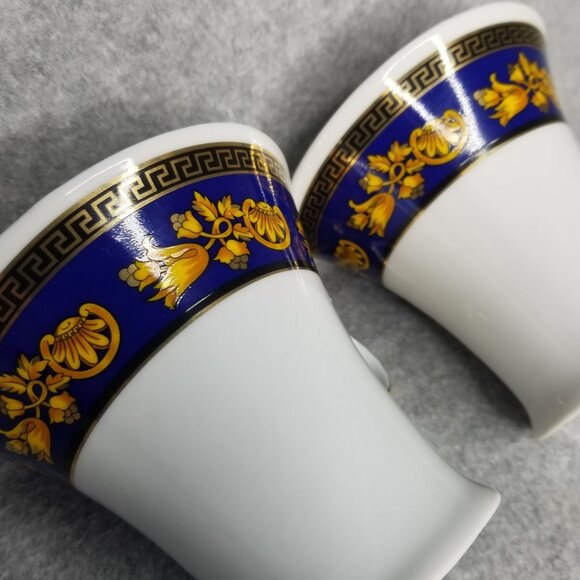 Elegant Italian GNA Fine Porcelain Winged Handle Tea Cup & Saucer Set - Picture 4 of 13